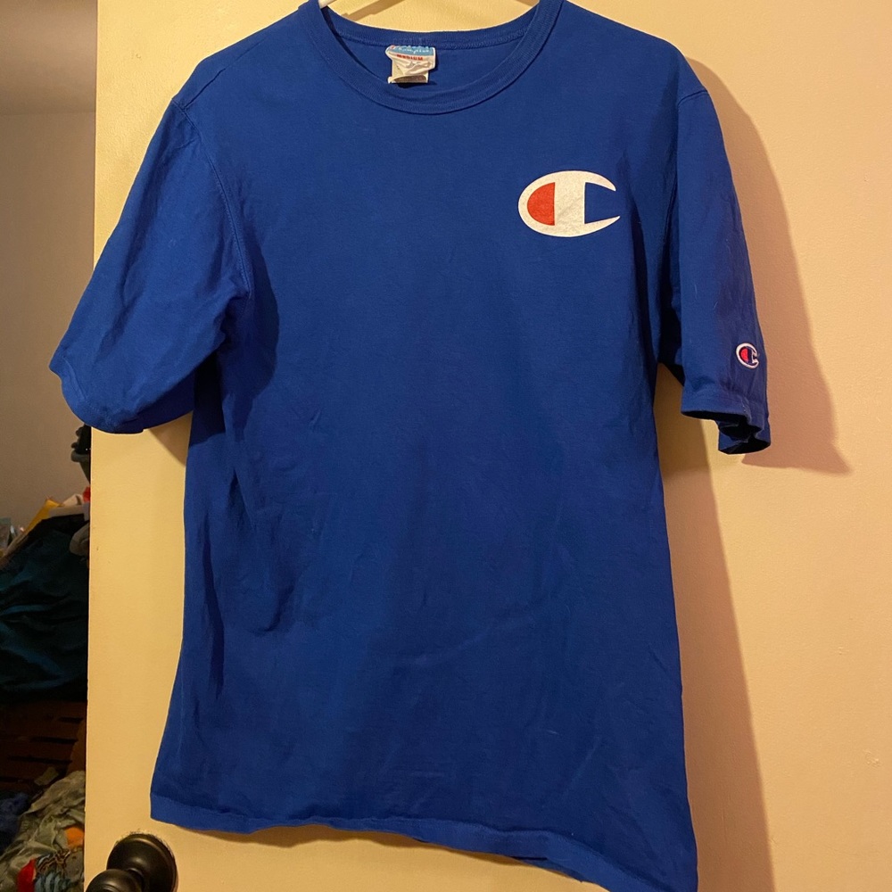 NWOT Champion blue t-shirt short sleeved Medium